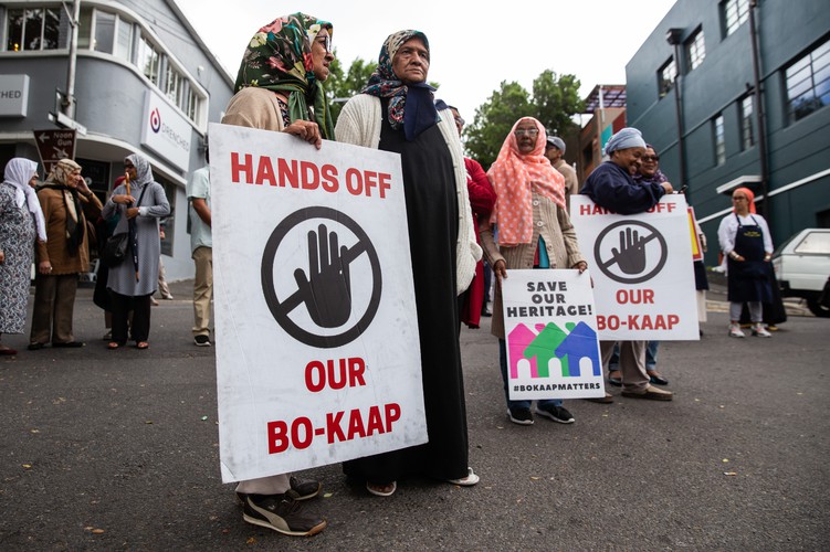 Bo-Kaap Protesters In Stand-off With Crane | GroundUp